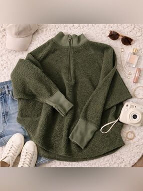 Forest Green Aerie Offline Women's Quarter Zip Sweater Size S EUC